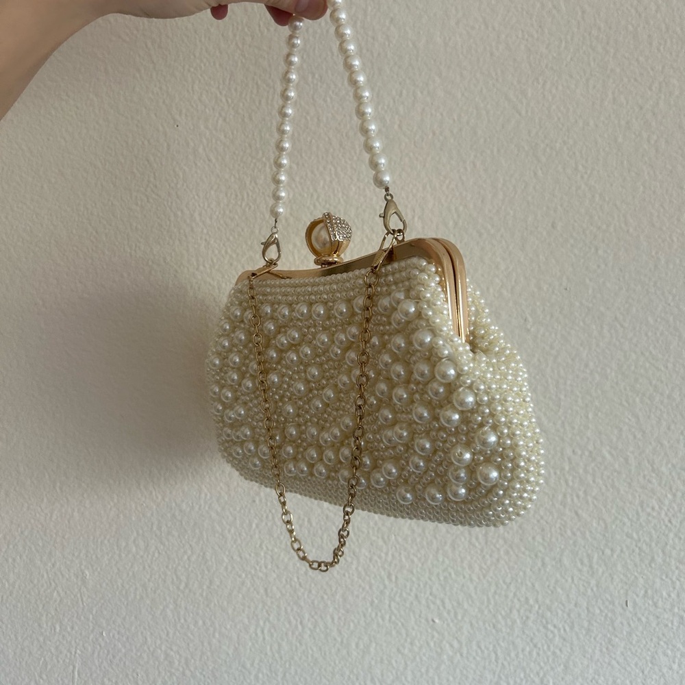 Elegant Pearl-Embellished Cream Clutch - Picture 2 of 5